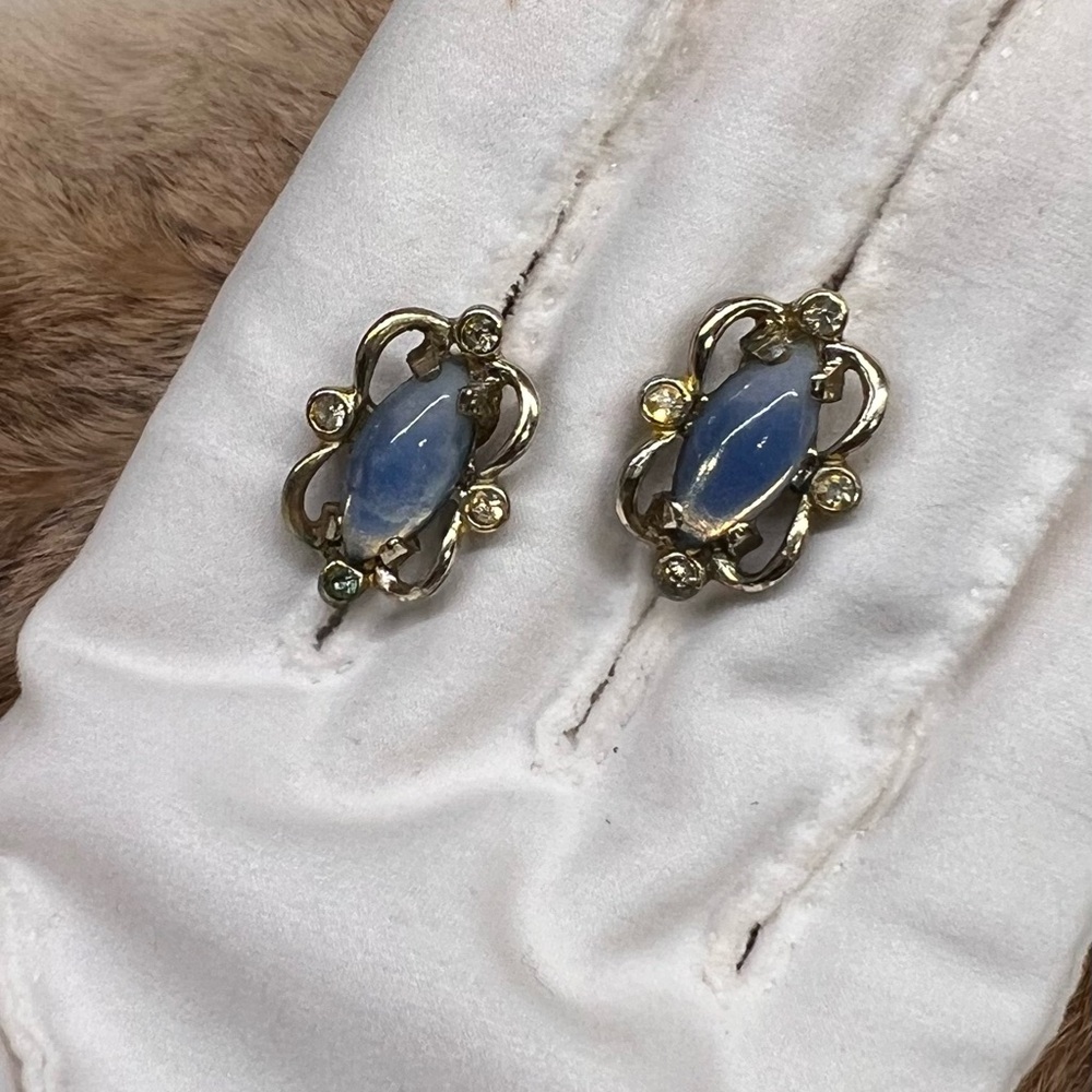 ️1959 Sarah Coventry Fair Earrings